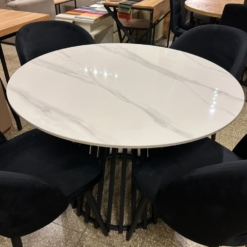 Mesa redonda + 4 sillones
