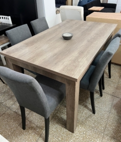 Mesa Romana + Sillas Faustina