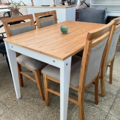 Mesa Nordica + Silla Monaco